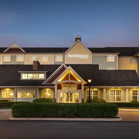 Residence Inn By Marriott Long Island Islip/Courthouse Complex Сентрал-Айлип Экстерьер фото